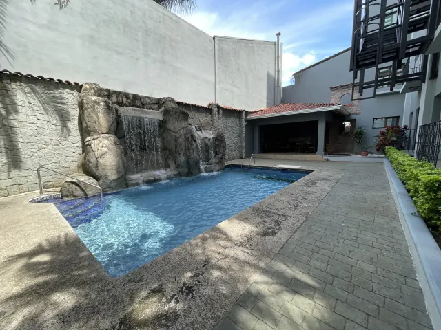 Trejos Montealegre, elegant apartment for sale
