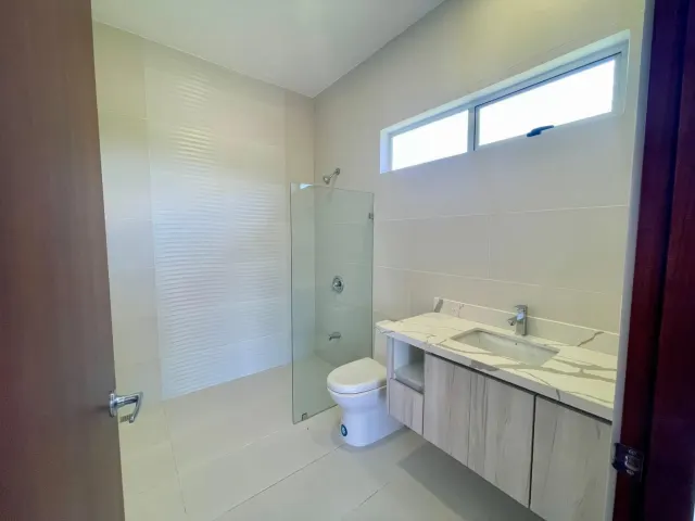 Casa Cielo house for rent San Rafael Alajuela in gated community