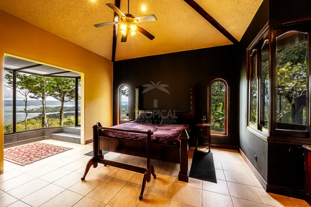 Exclusive Estate with Lake & Arenal Volcano Views – UNDER CONTRACT