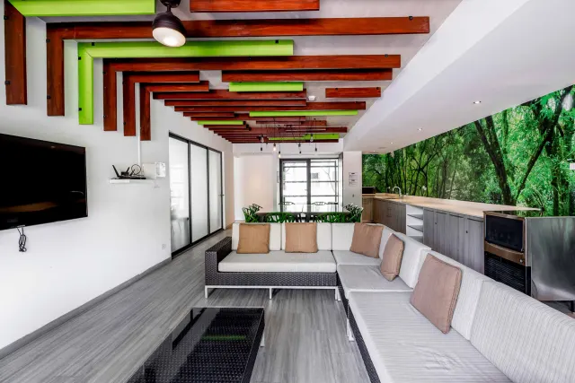 Modern Apartment with Private Garden in Arborea Flats, Santa Ana