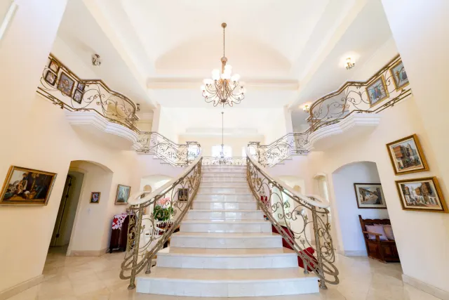 Luxury Golf Front Home for Sale in Valle del Sol, Santa Ana