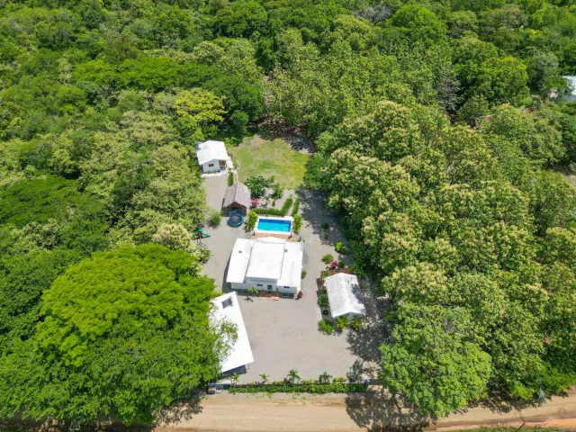 Villas Oasis – Multi-Residence Investment Property Near Tamarindo