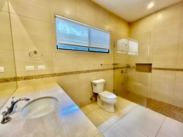 Charming Condo Home in Lindora, Santa Ana