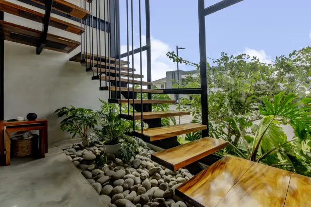House for Sale in Hacienda Los Reyes, Guácima: Elegance and Comfort in an Exclusive Setting