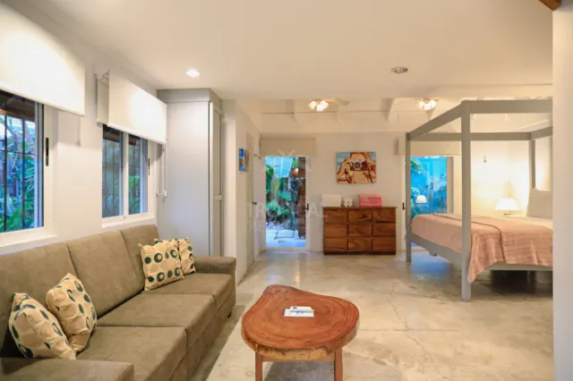 Oceanfront Villa for Rent in Santa Teresa – 2 Bedrooms with Private Terrace