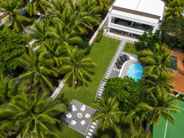 Luxury Oceanfront Living in Playa Tivives, Costa Rica