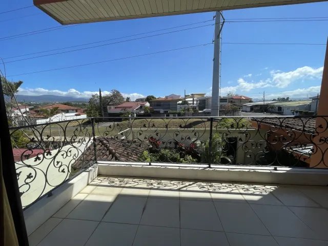 Elegant home for sale, Bosque de Doña Rosa, Cariari, Belen