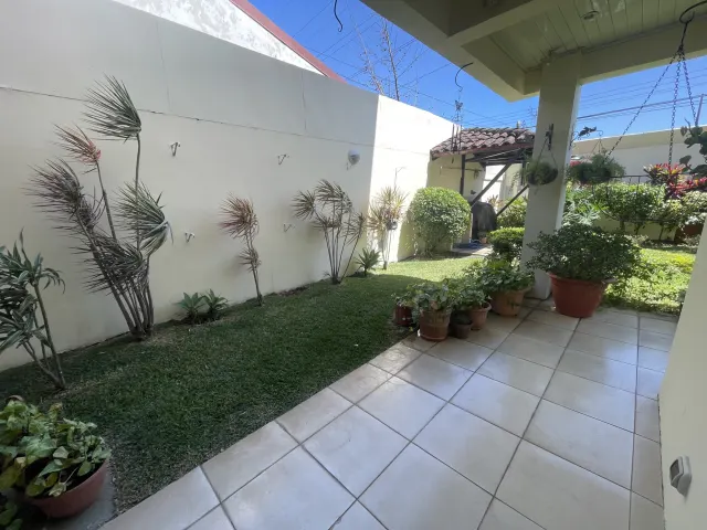 Elegant home for sale, Bosque de Doña Rosa, Cariari, Belen