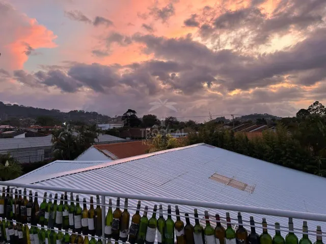 One-Story Home for Sale – Los Laureles, Escazú | Prime Location, Views & Timeless Design