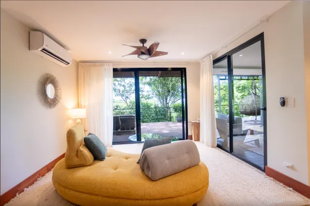 Smart Luxury Treehouse Home in Playa Órganos Paquera