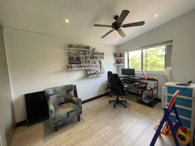 Beautiful House for Sale in Gated Community - Hacienda Los Reyes