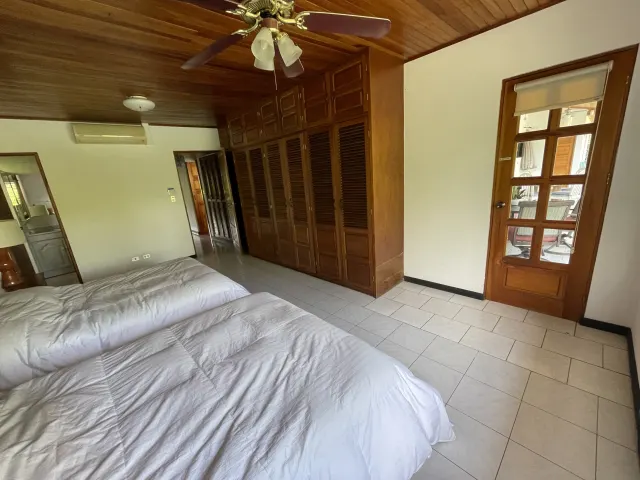For Sale, Single-Story House with Pool Los Reyes