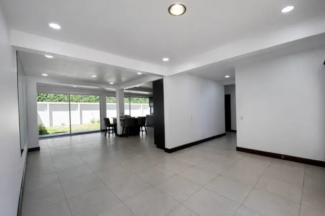 Modern Two-Story Home for Rent in La Rambla – Panasonic Area, Alajuela