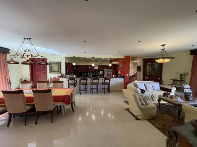 Elegant home for sale, Bosque de Doña Rosa, Cariari, Belen
