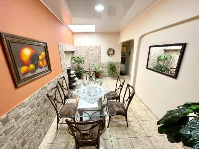 Rohrmoser, residential Roma house plus apartment.