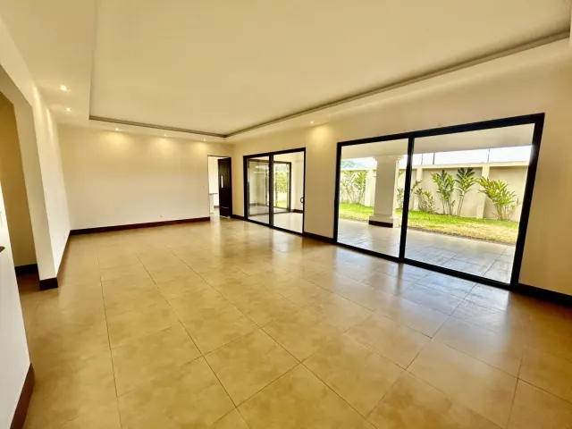 Charming Condo Home in Lindora, Santa Ana