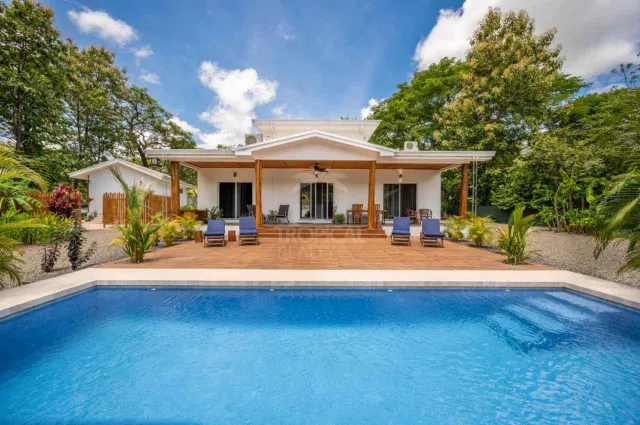 Villas Oasis – Multi-Residence Investment Property Near Tamarindo
