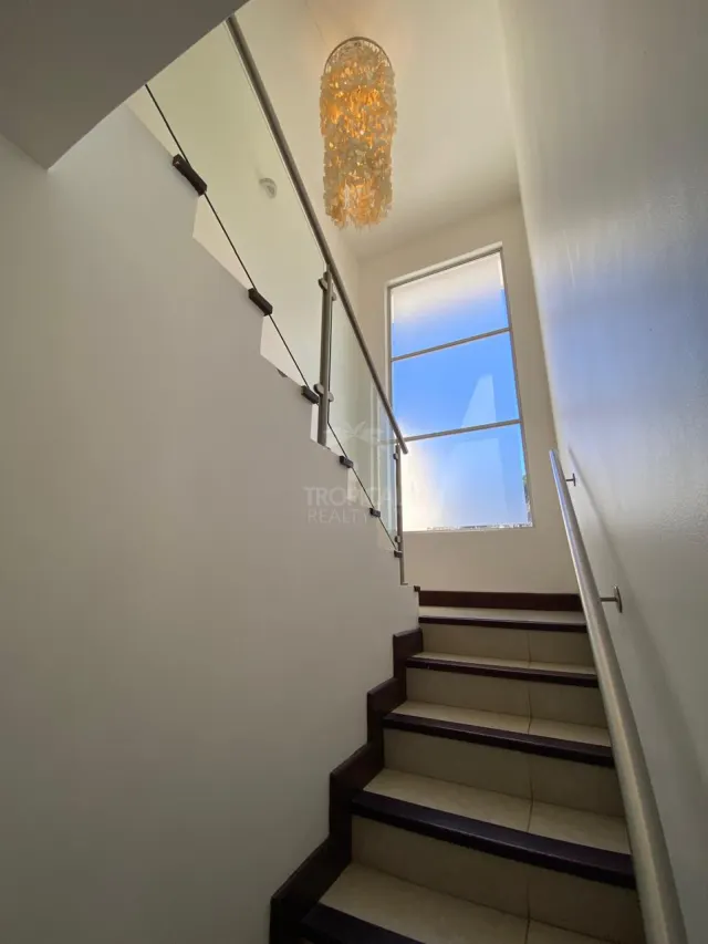 Modern Two-Story Home for Rent in La Rambla – Panasonic Area, Alajuela