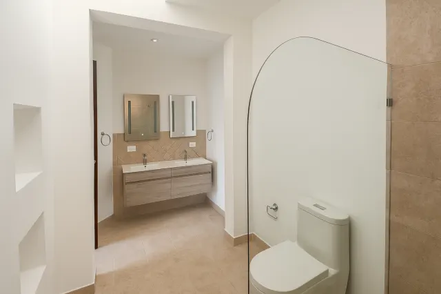 Spacious 4-Bedroom Home for Sale in Rohrmoser, San Jos