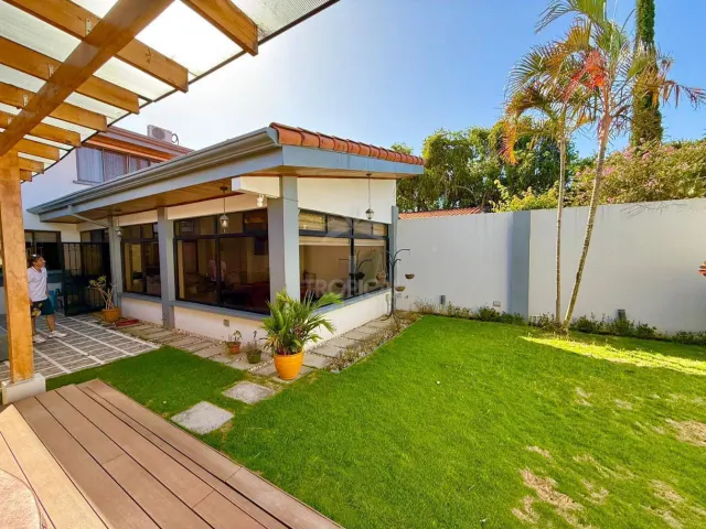 Independent Home for Sale  – Los Laureles, Escazú