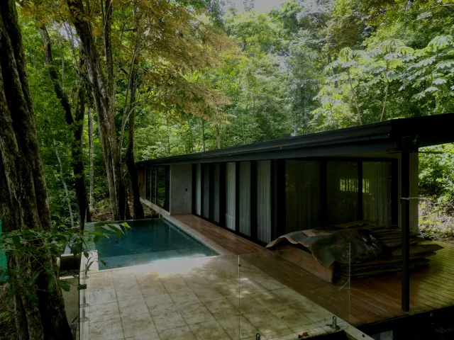 Modern Retreat Surrounded by Lush Nature in Santa Teresa