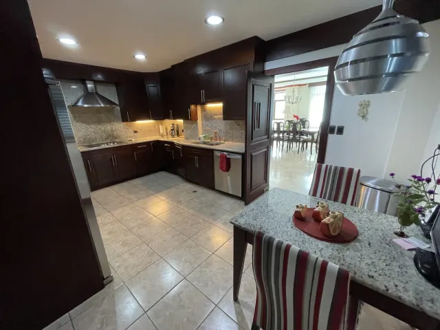 Trejos Montealegre, elegant apartment for sale