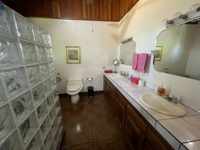Hacienda Los Reyes one story house for sale
