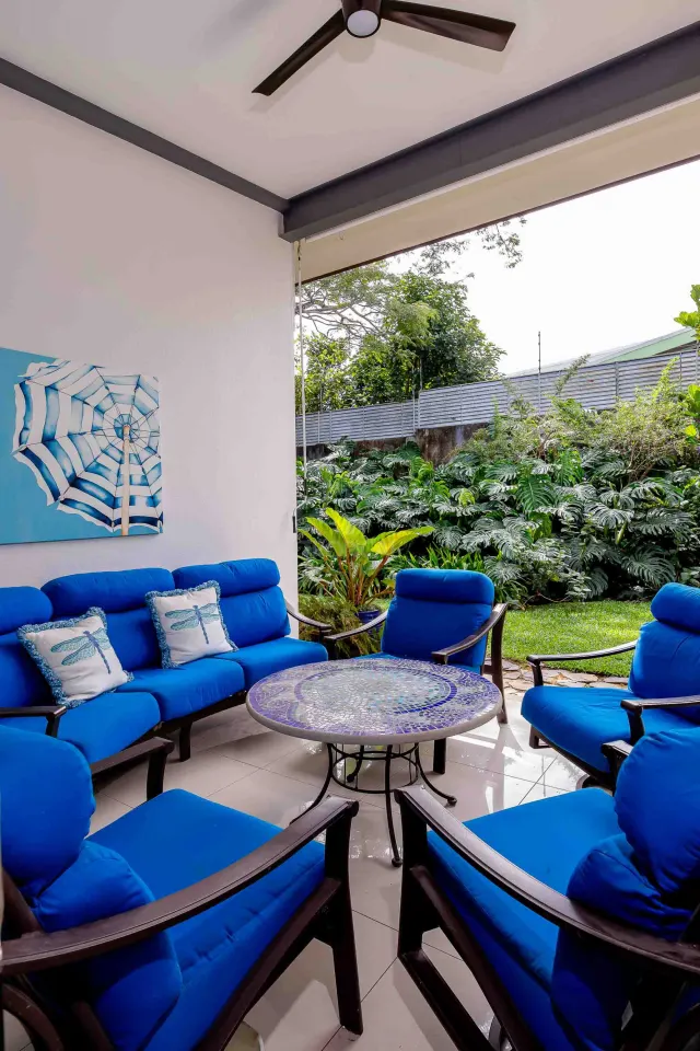 Casa Bougainvillea – Single-Story Luxury Home in Santa Ana with Expansive Private Garden