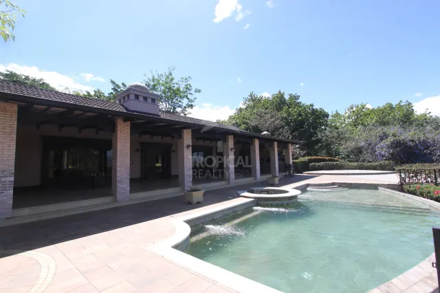 Luxury Home in La Guácima with Private Forest & Panoramic Views