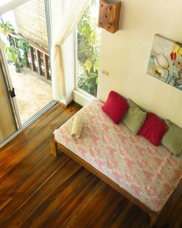 Prime Investment Opportunity: Luxurious Home in Santa Teresa