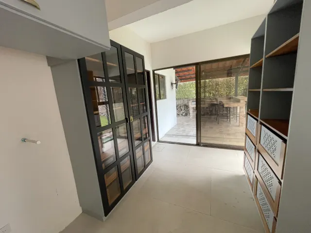 Single-story house for sale Hacienda Los Reyes