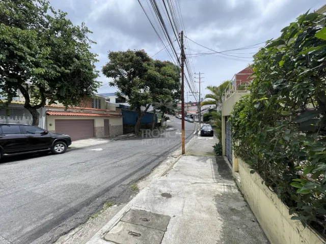 Prime Investment Opportunity: Mixed-Use Property in San José – Paseo Colón Area