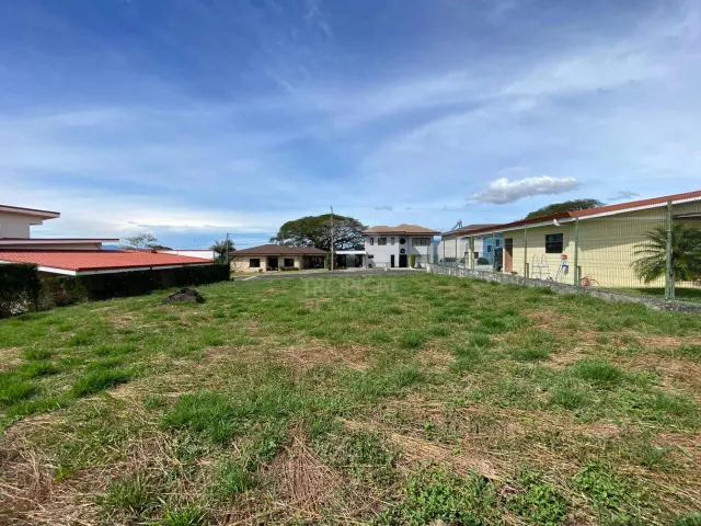 Lot in Private Gated Community in La Garita: Ready to Build