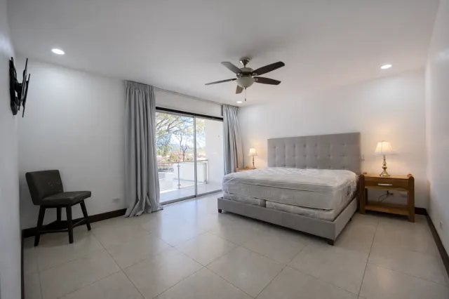 Modern Two-Story Home for Rent in La Rambla – Panasonic Area, Alajuela