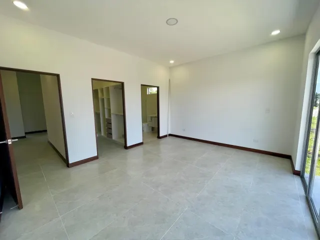 Casa Cielo house for rent San Rafael Alajuela in gated community