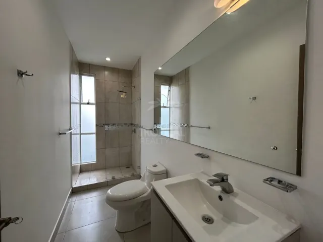 Modern Townhouse for Rent – Piedades de Santa Ana