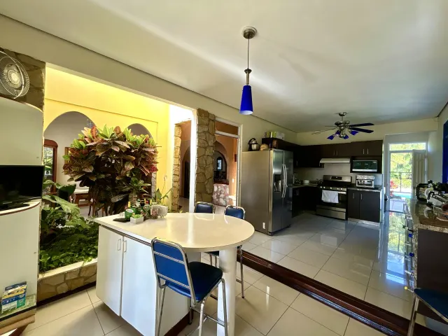 House for sale in Hacienda Los Reyes, boasting a prime location and outstanding features.