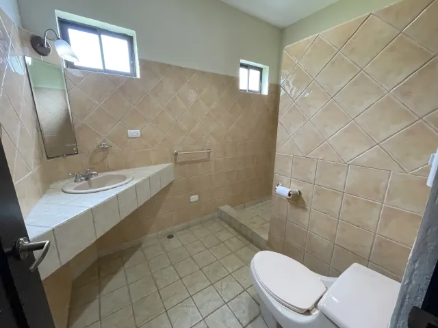 Single-story house for sale Hacienda Los Reyes