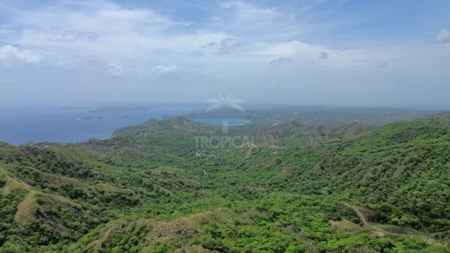 Premium 999 m² Ocean-View Lot – Lomas Del Mar Condominium, Guanacaste