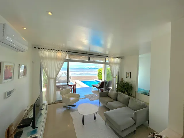 Oceanfront Luxury Villa for Rent in Playa Tivives, Costa Rica