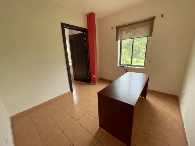 Single-story house for sale Hacienda Los Reyes