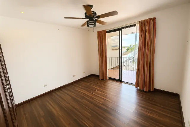 Spacious 4-Bedroom Home for Sale in Rohrmoser, San Jos