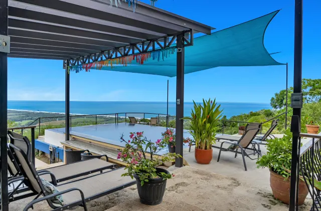 Playa Hermosa ocean view home