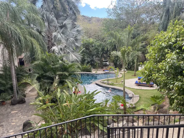 Luxury living near Playa del Coco and Ocotal