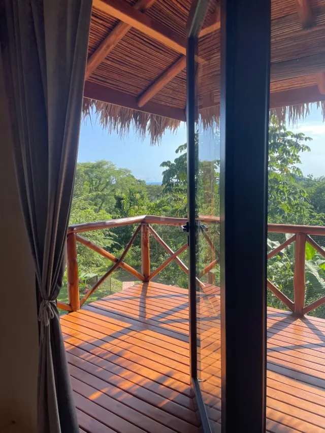 Ocean-View Mixed-Use Property in Mal Pais