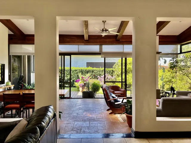 House for sale in a condominium within Ciudad-Hacienda Los Reyes
