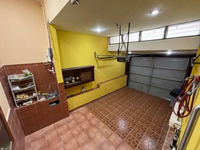 Rohrmoser, residential Roma house plus apartment.