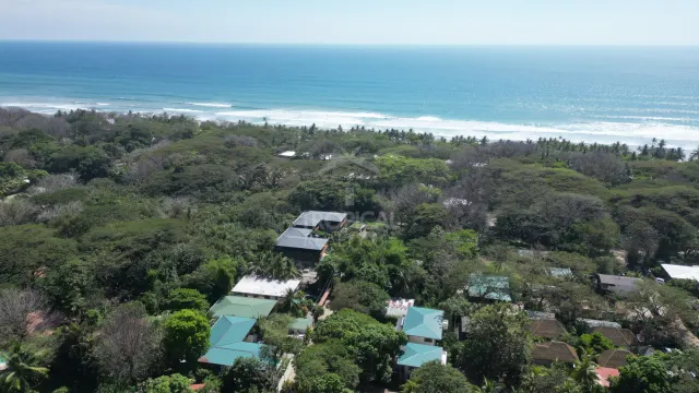 Studio for rent walking distance to Playa Hermosa