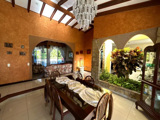 House for sale in Hacienda Los Reyes, boasting a prime location and outstanding features.