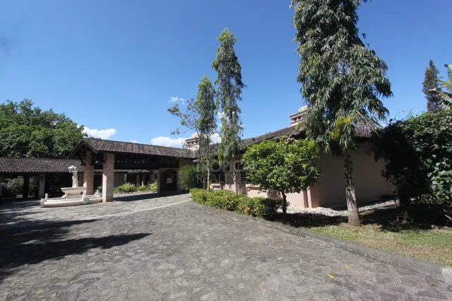 Luxury Home in La Guácima with Private Forest & Panoramic Views